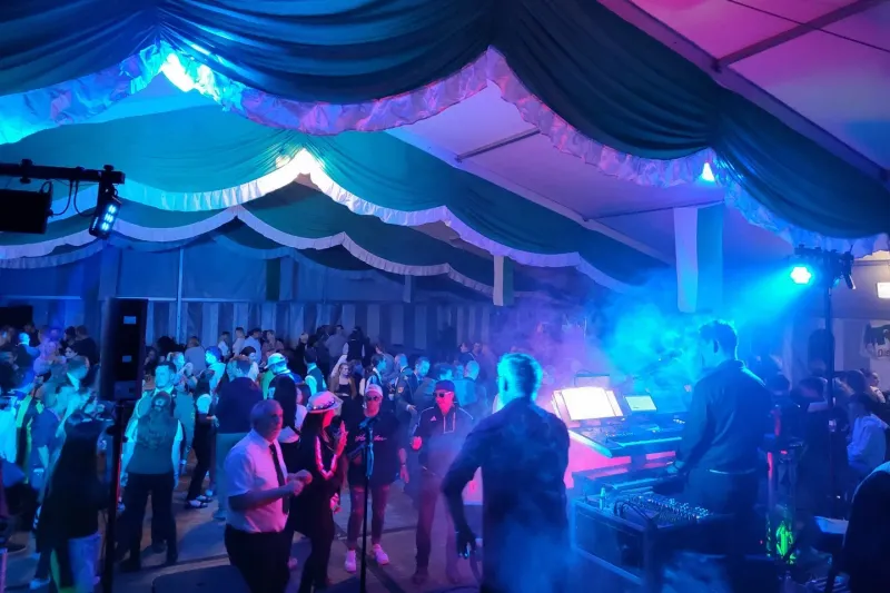 LiveBand + DJ